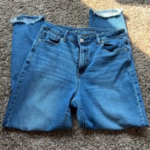 American Eagle Mom Jeans size 10